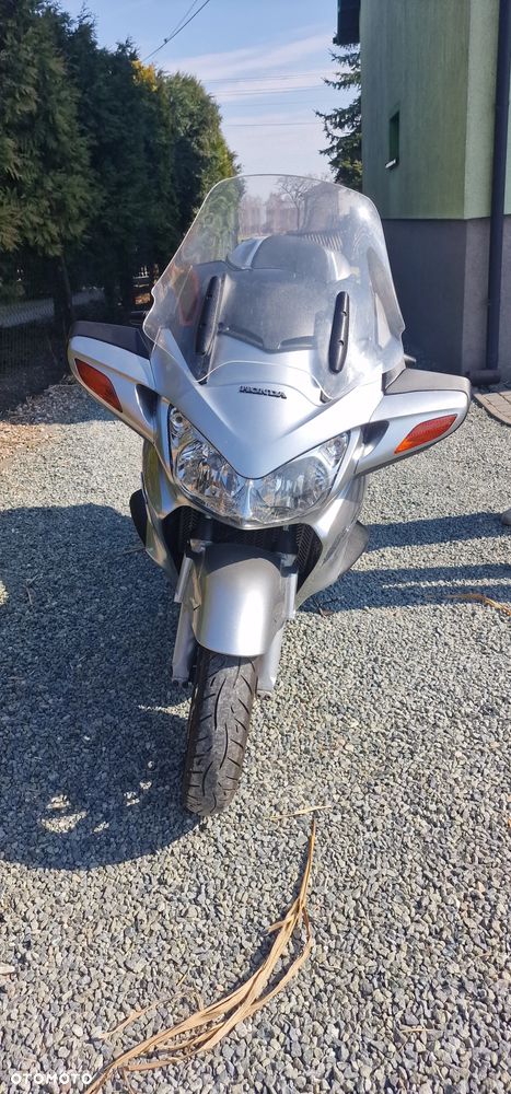Honda ST - 2