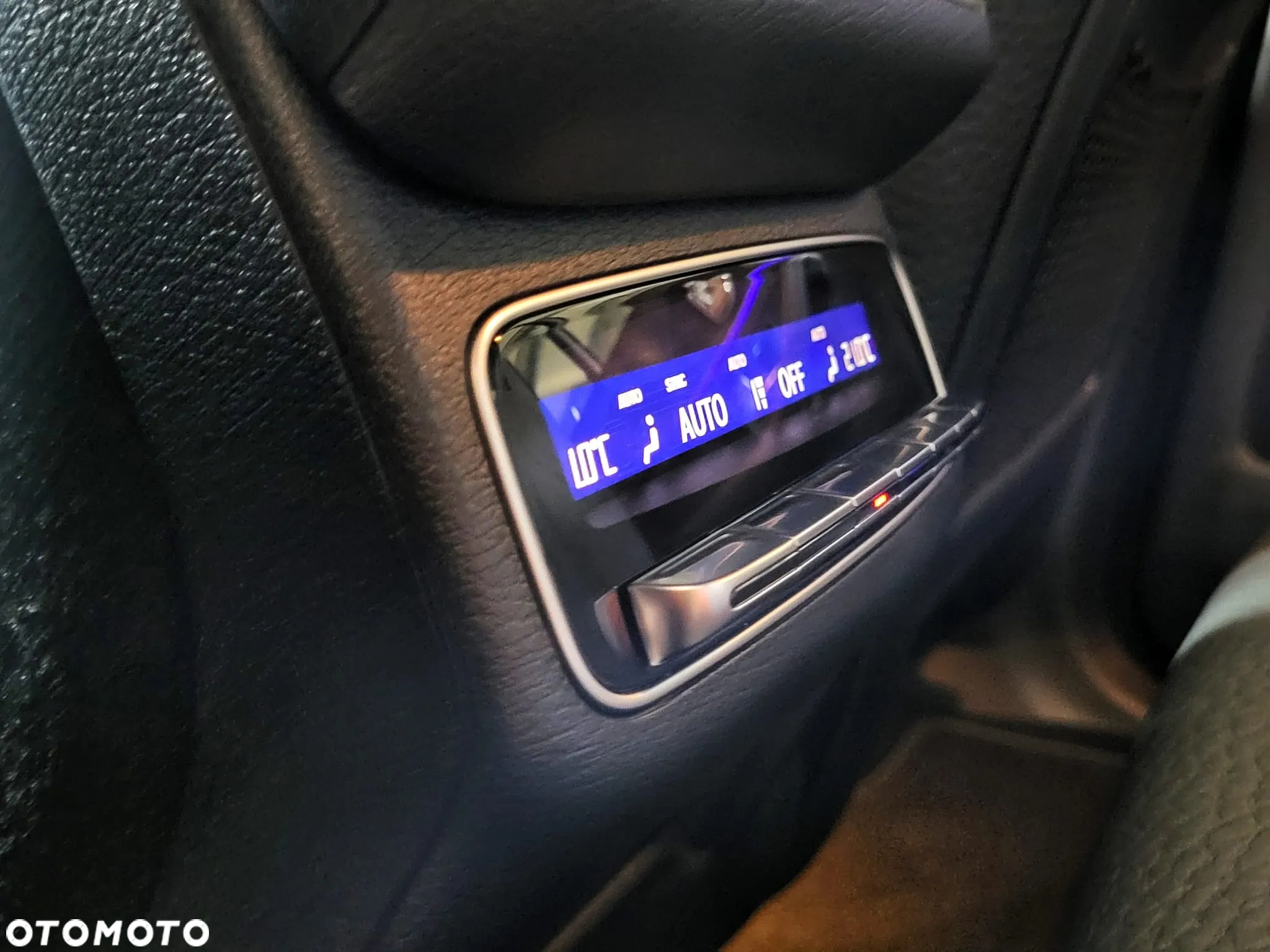 Mercedes-Benz GLS - 19