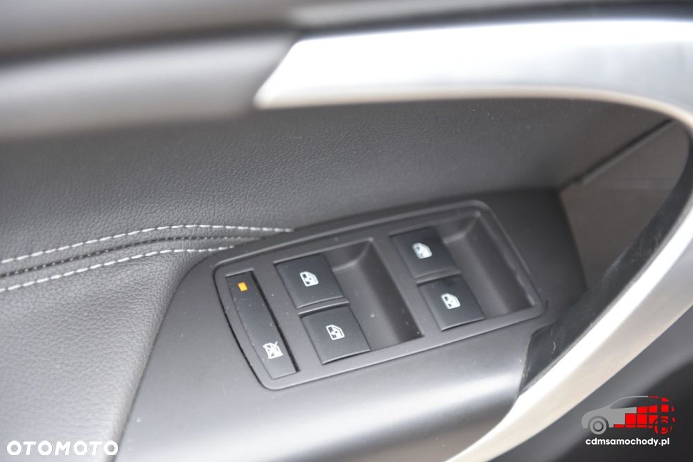 Opel Insignia - 16