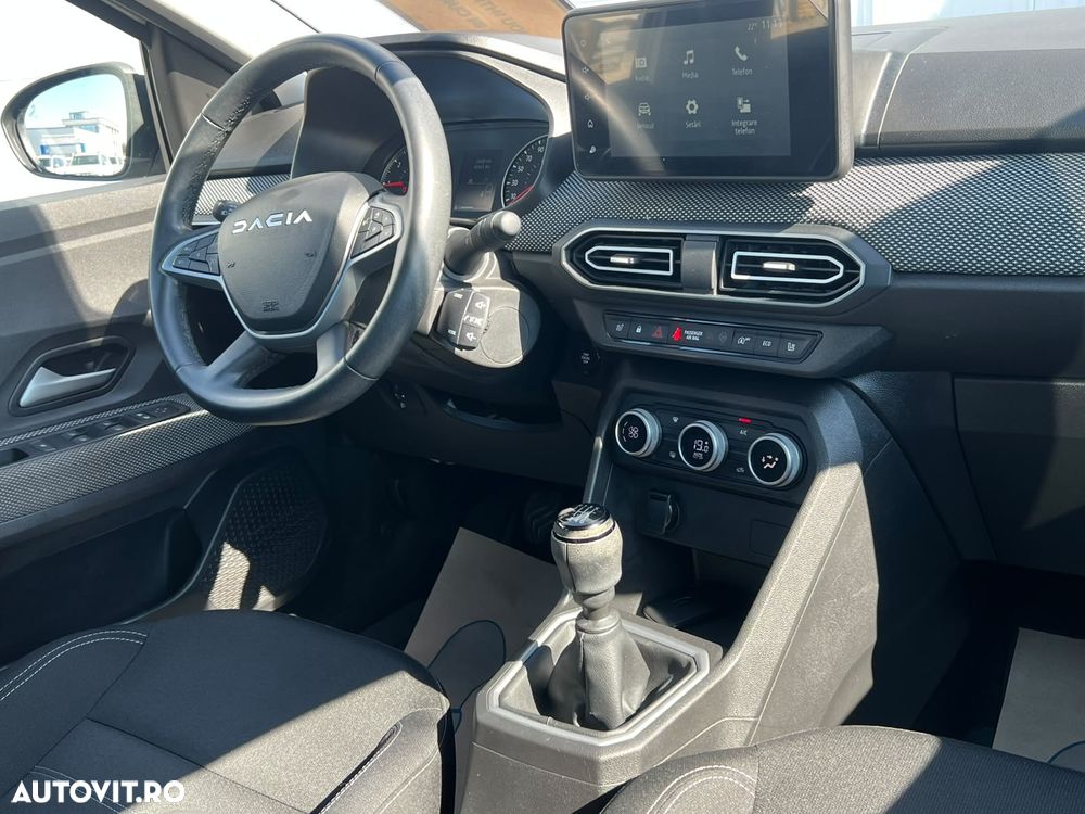 Dacia Logan TCe 90 MT6 Prestige - 13