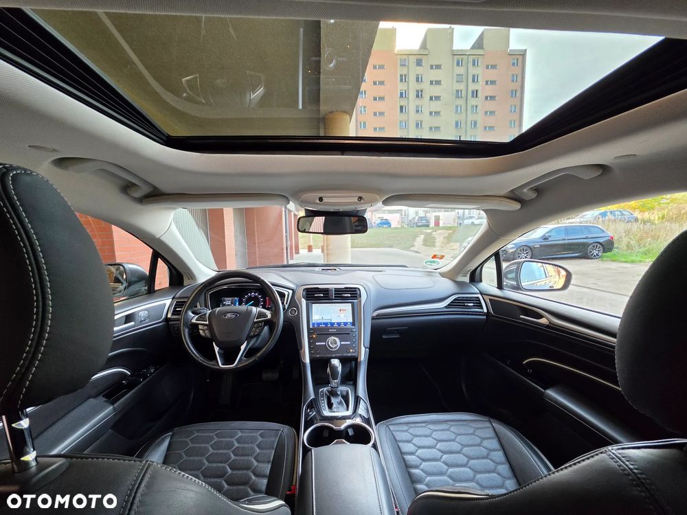 Ford Mondeo - 25