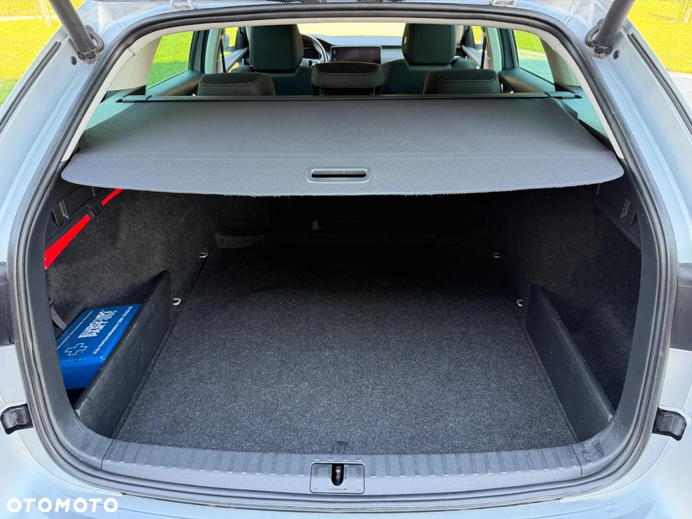 Skoda Octavia 2.0 TDI Sportline DSG - 26