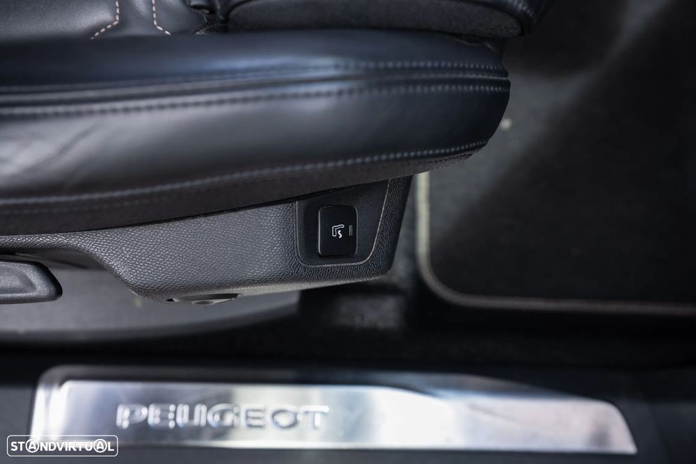 Peugeot 3008 2.0 BlueHDi GT EAT8 - 8