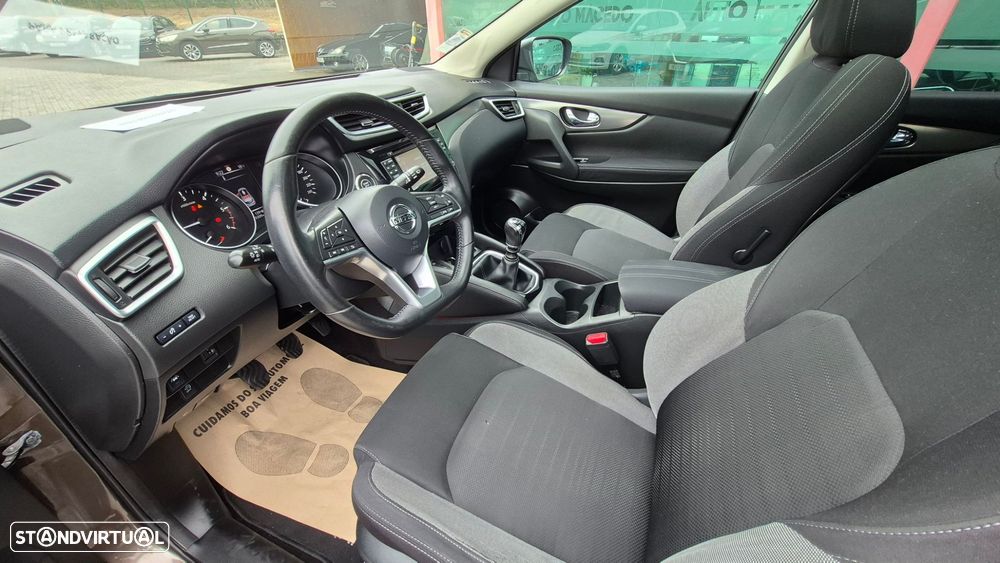 Nissan Qashqai 1.5 dCi N-Connecta 18 - 7