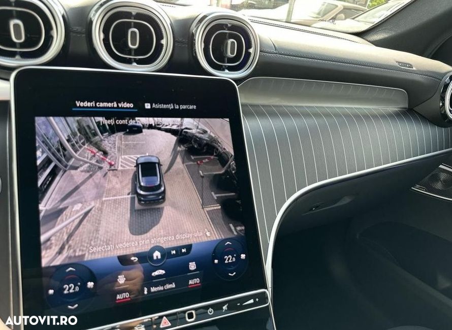 Mercedes-Benz GLC 300 e 4Matic 9G-TRONIC AMG Line Advanced - 18