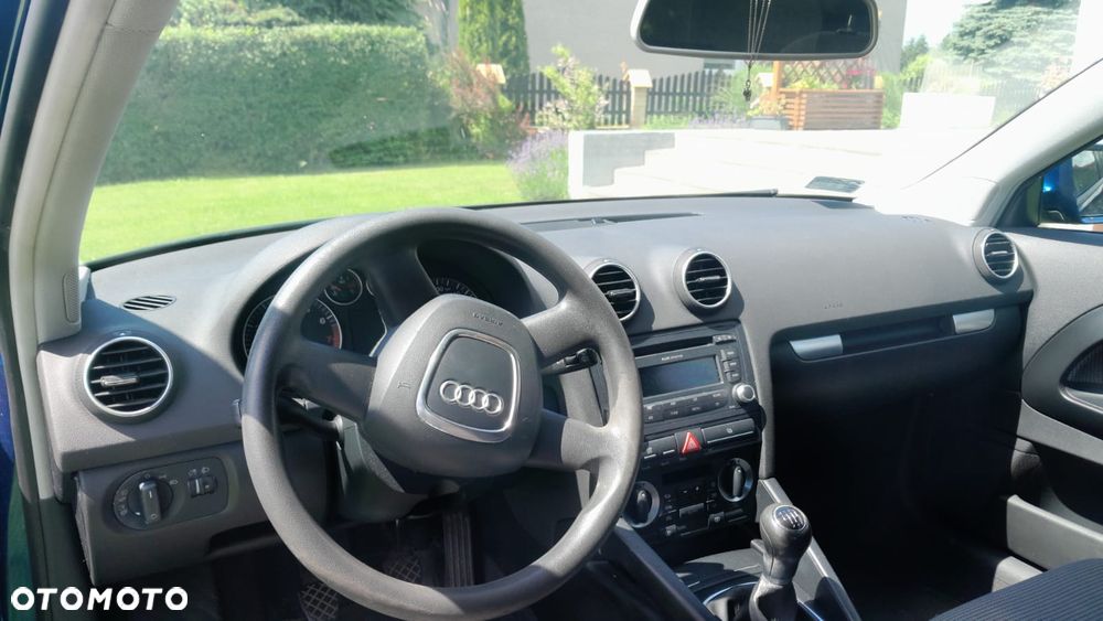 Audi A3 3-drzwiowe 1.6 Ambiente - 3