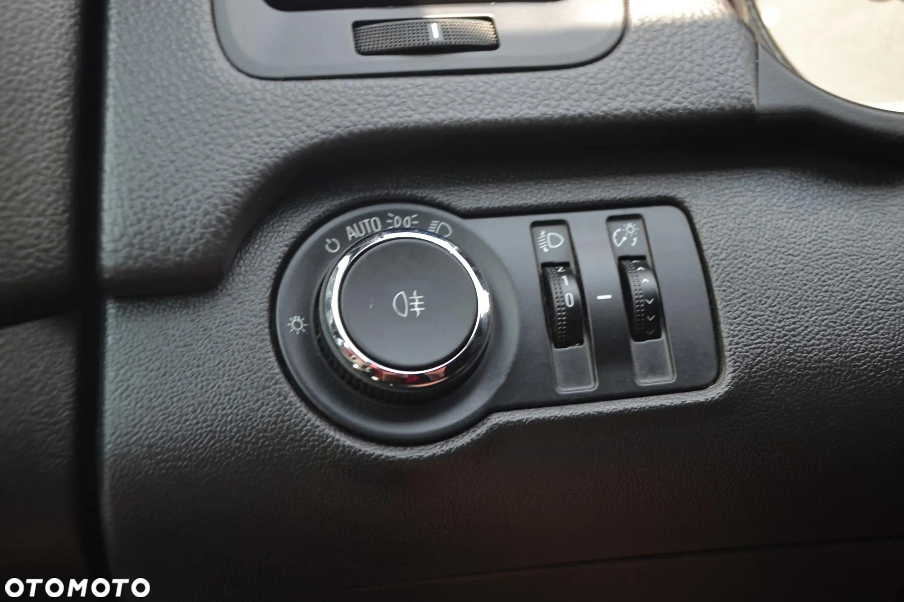 Opel Insignia 2.0 CDTI Edition - 17