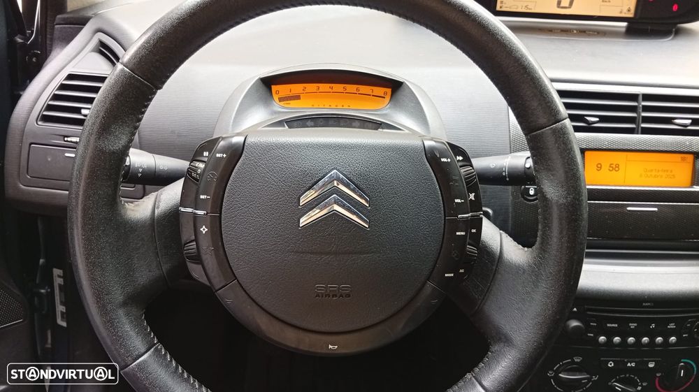 Citroën C4 1.4 16V VTR Pack - 11