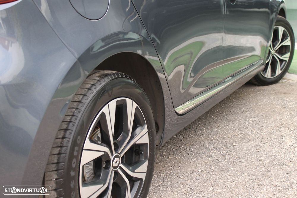 Renault Clio 1.0 TCe Limited - 23