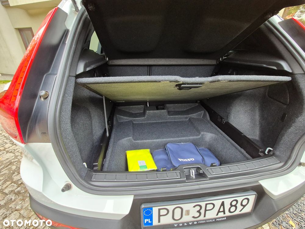 Volvo XC 40 T3 Momentum Core - 14