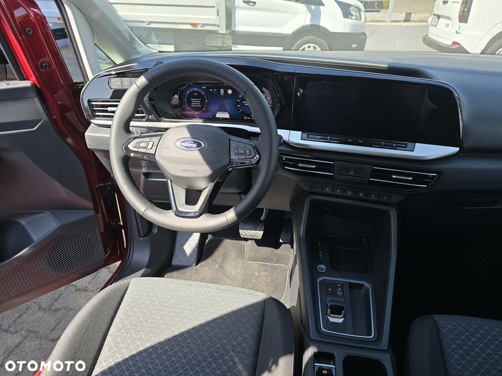 Ford Tourneo Connect Grand - 21
