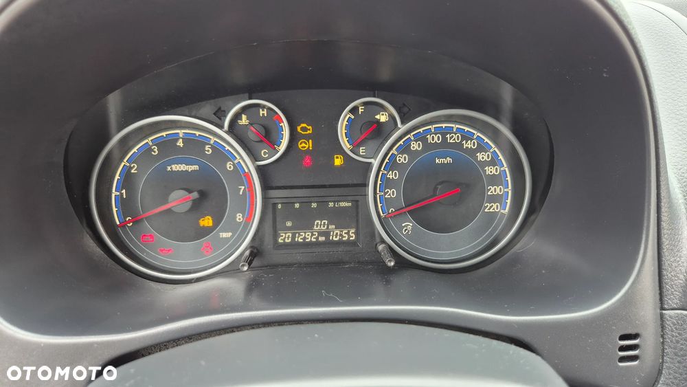Suzuki SX4 1.6 VVT Streetline 4x2 Club - 23