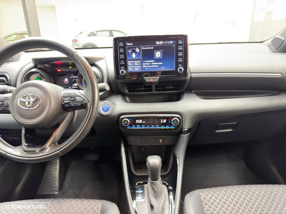Toyota Yaris 1.5 HDF GR Sport - 29