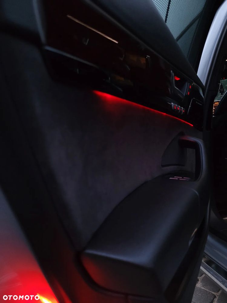 Audi A8 - 31