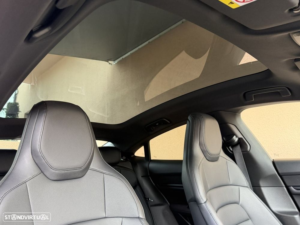 Porsche Taycan Bateria Performance Plus - 20