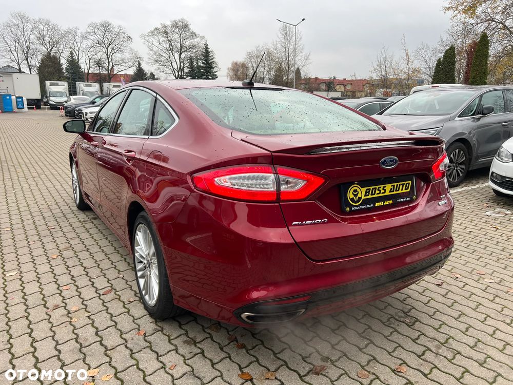 Ford Fusion - 7