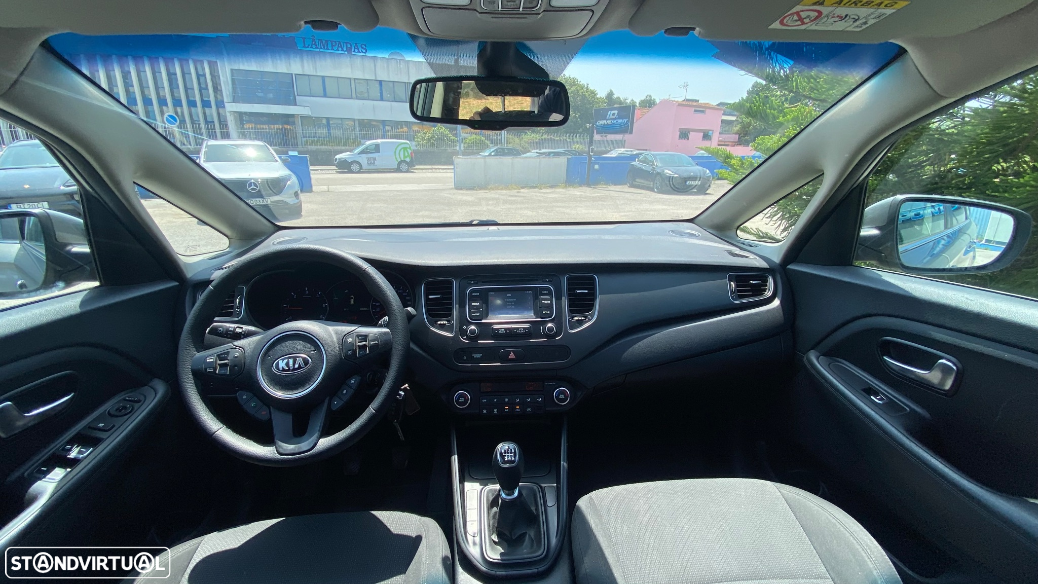 Kia Carens 1.7 CRDi ISG TX - 24