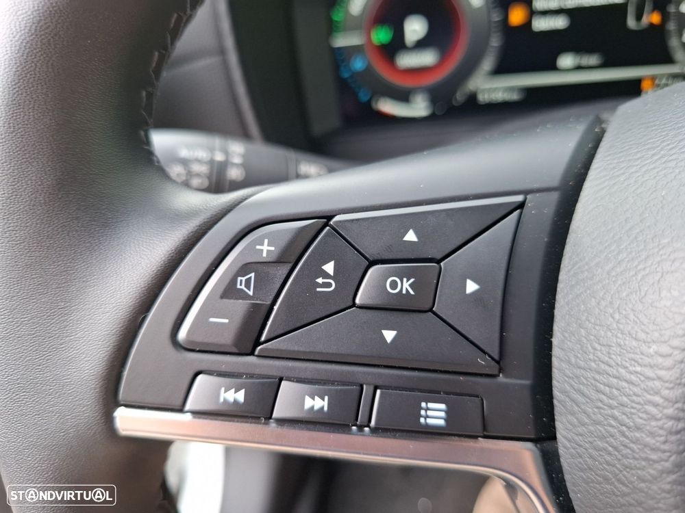 Nissan Juke 1.6 Hybrid N-Connecta Two Tone - 19