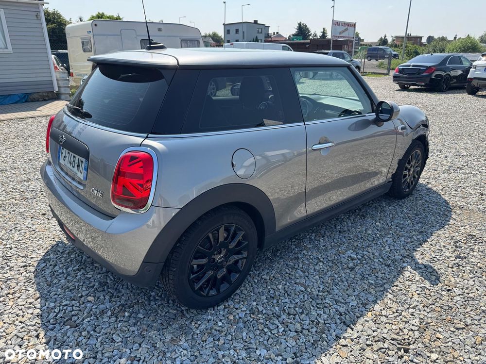 MINI ONE Blackyard - 5