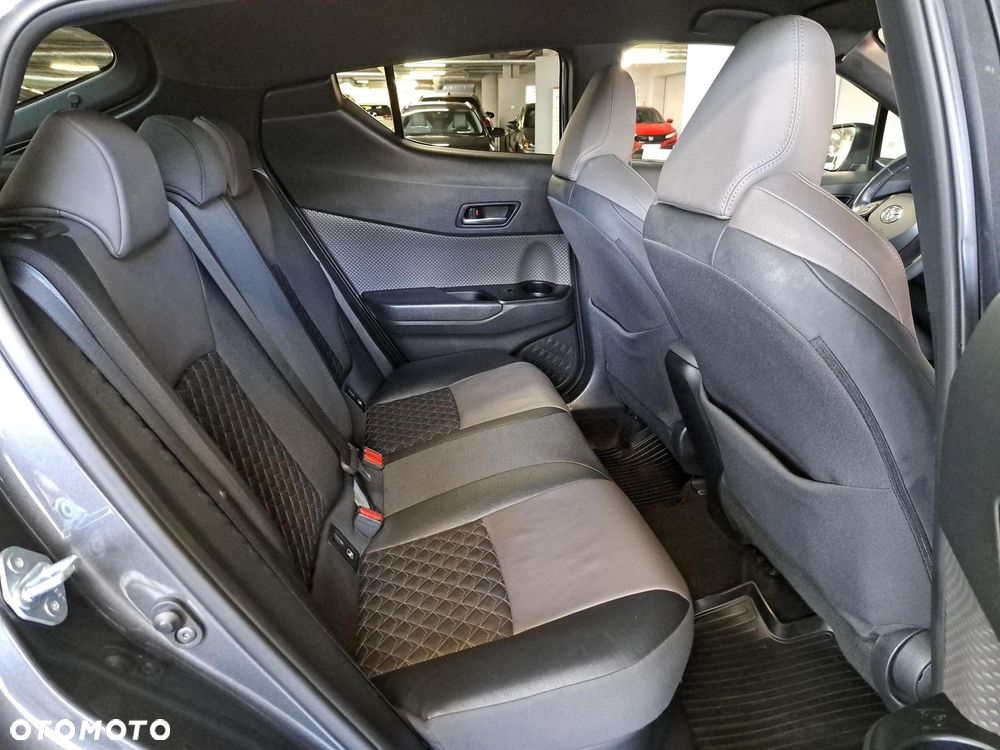 Toyota C-HR 2.0 Hybrid Executive - 14