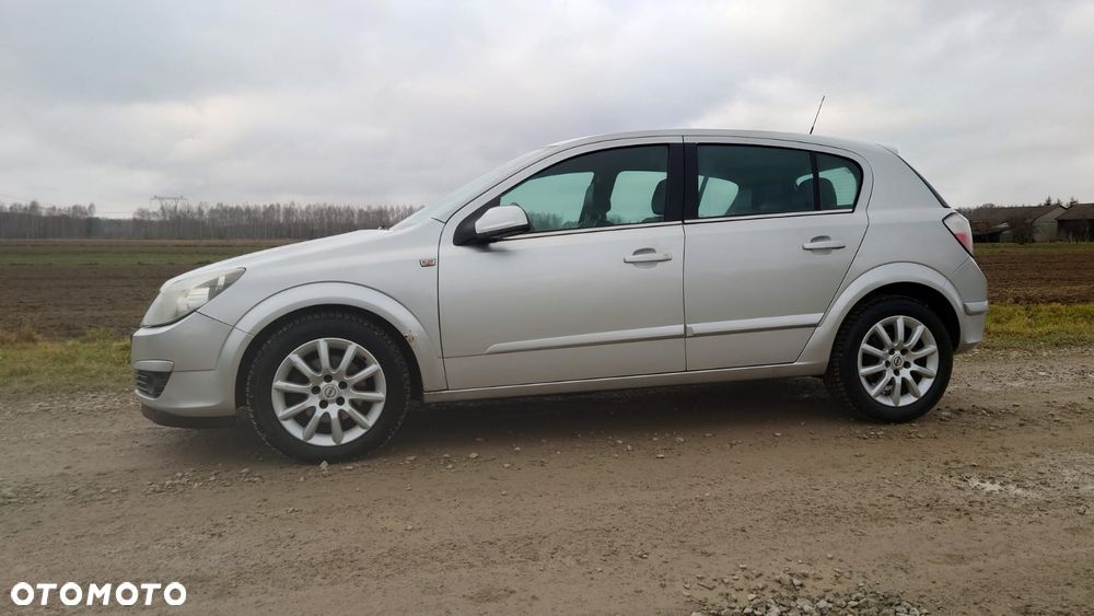 Opel Astra 1.6 Cosmo - 14