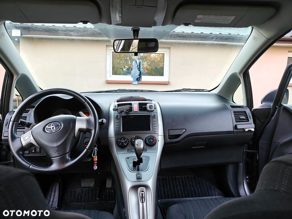 Toyota Auris - 9