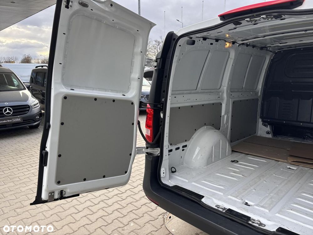 Mercedes-Benz Vito - 15