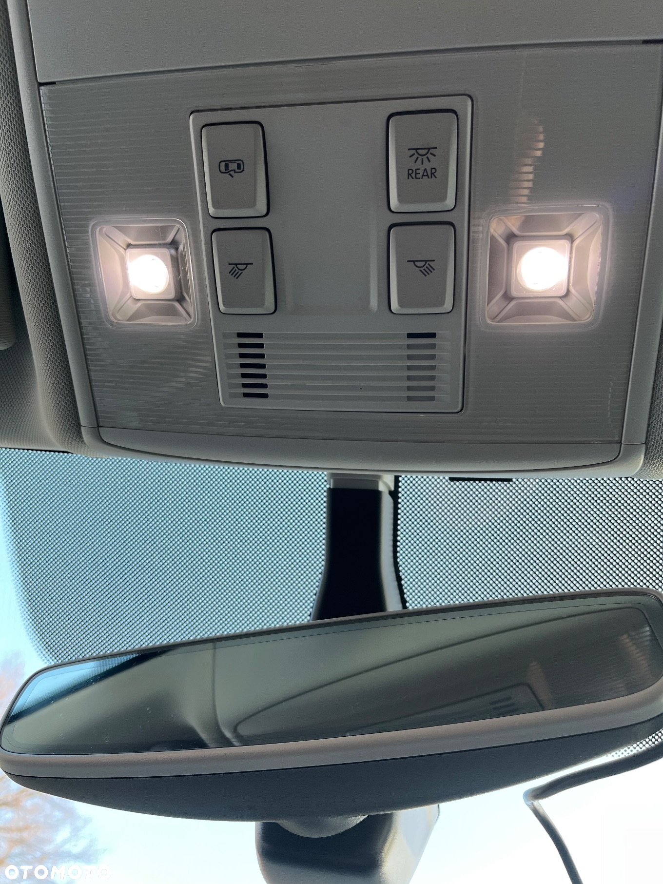 Volkswagen Golf e-Golf - 39