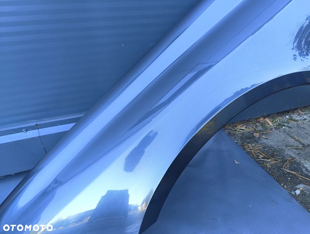 Renault Laguna II 2  BŁOTNIK PRAWY PRZEDNI PRZÓD lewy przedni przód kod lakieru TEB66 - 10