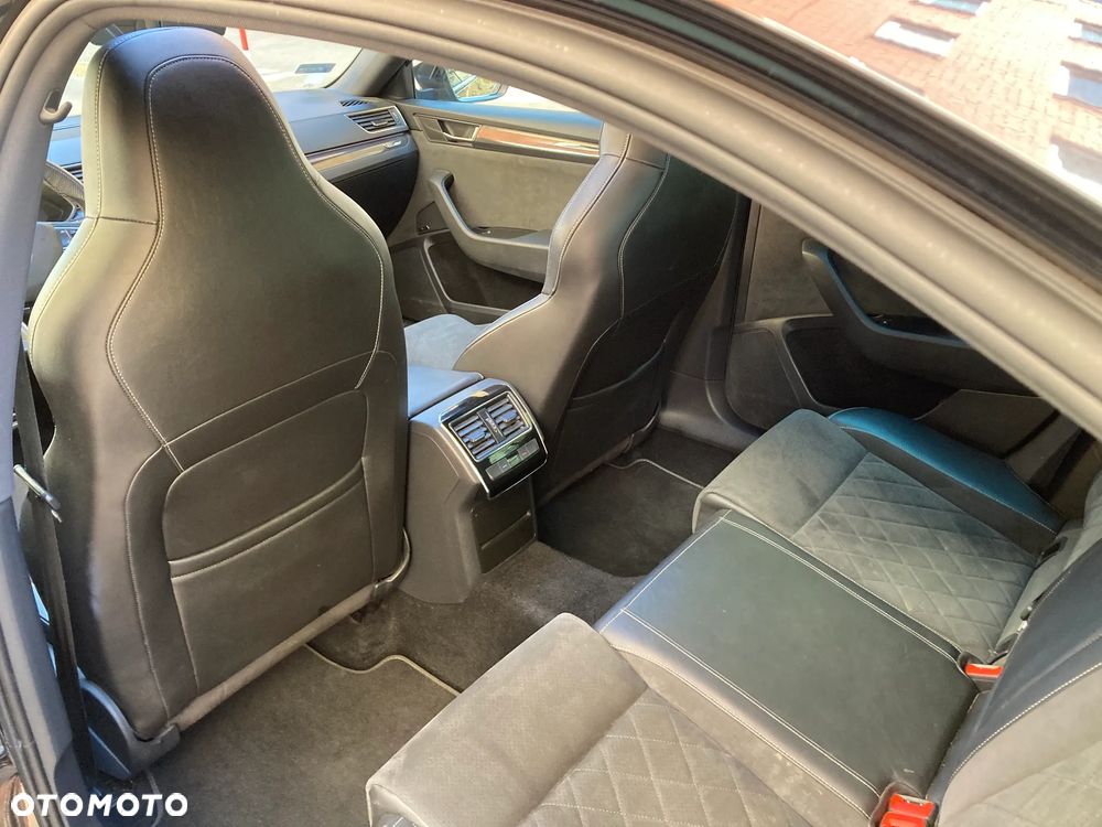 Skoda Superb 2.0 TSI 4x4 Sportline DSG - 14