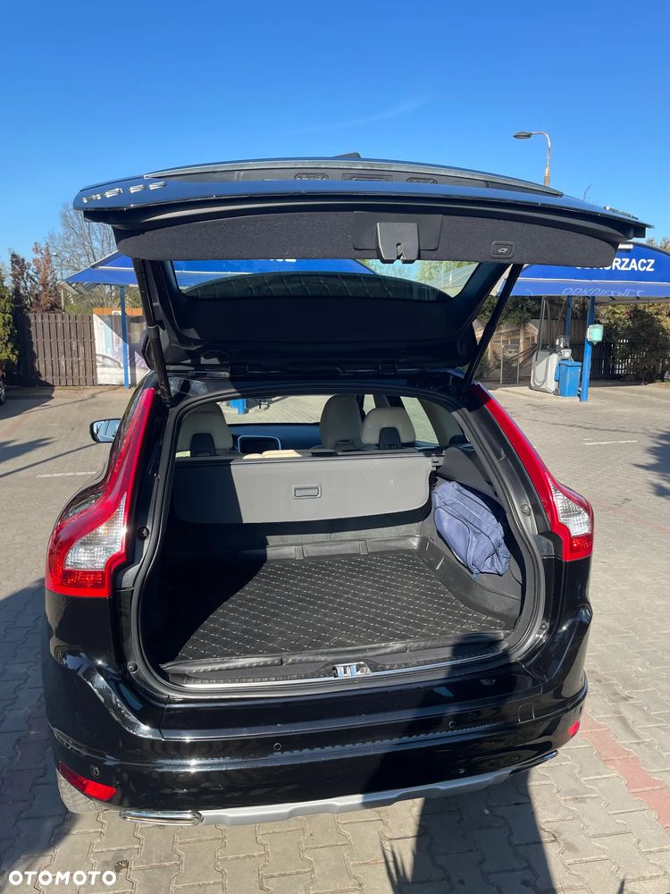 Volvo XC 60 D4 AWD Summum - 16