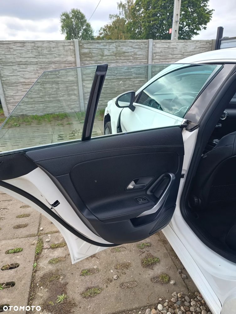 Mercedes-Benz CLA - 18