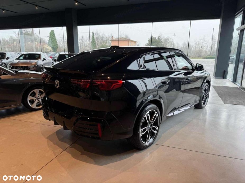 BMW X2 sDrive18d M Sport - 2