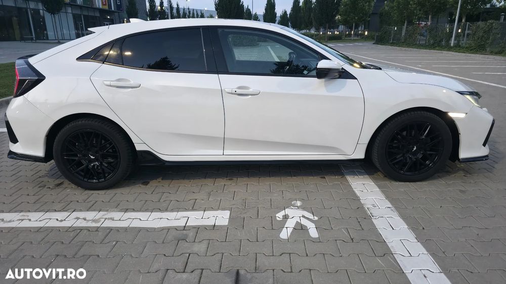 Honda Civic 1.5 VTEC Turbo CVT Sport Plus - 3