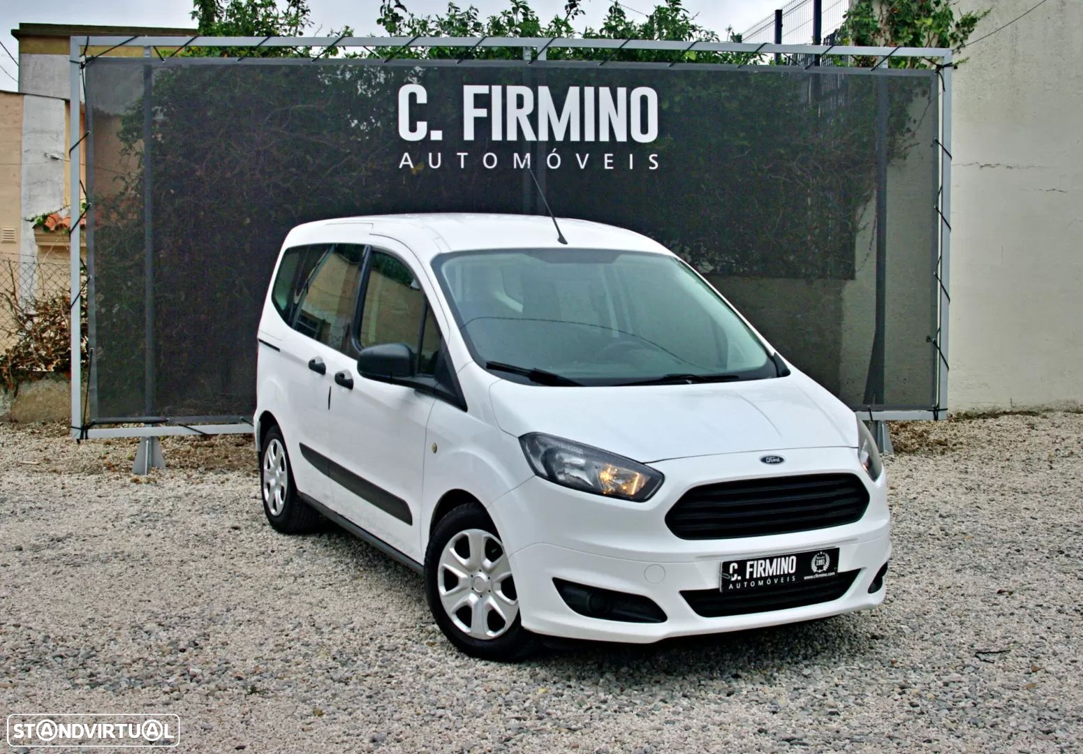 Ford Tourneo Courier 1.5 TDCi Ambiente - 5