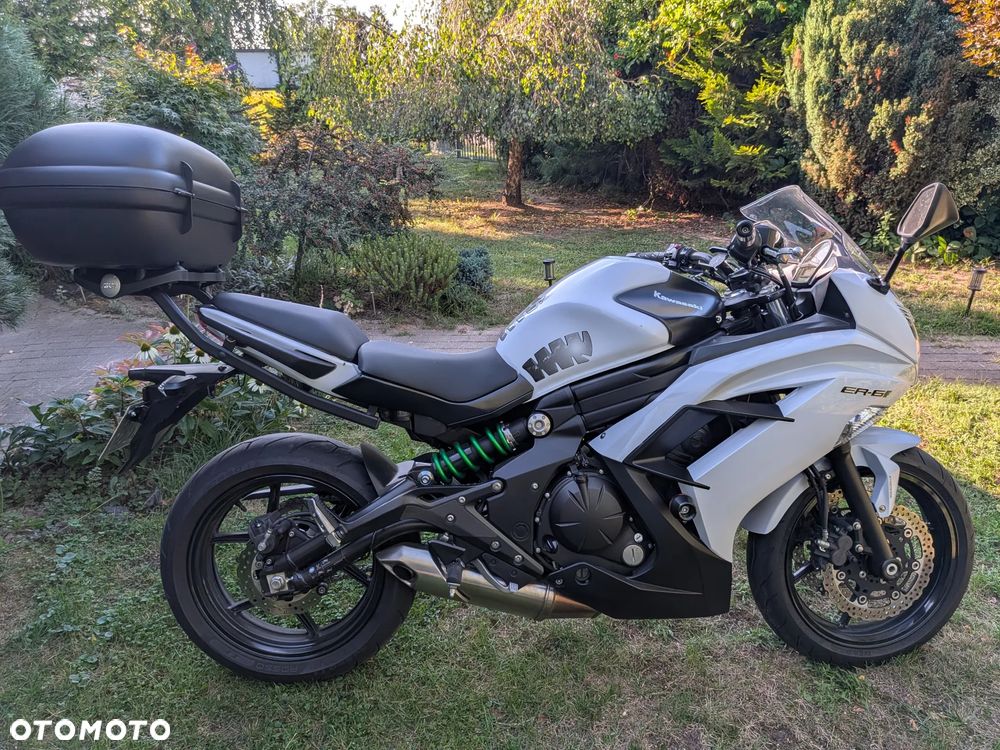 Kawasaki ER - 8