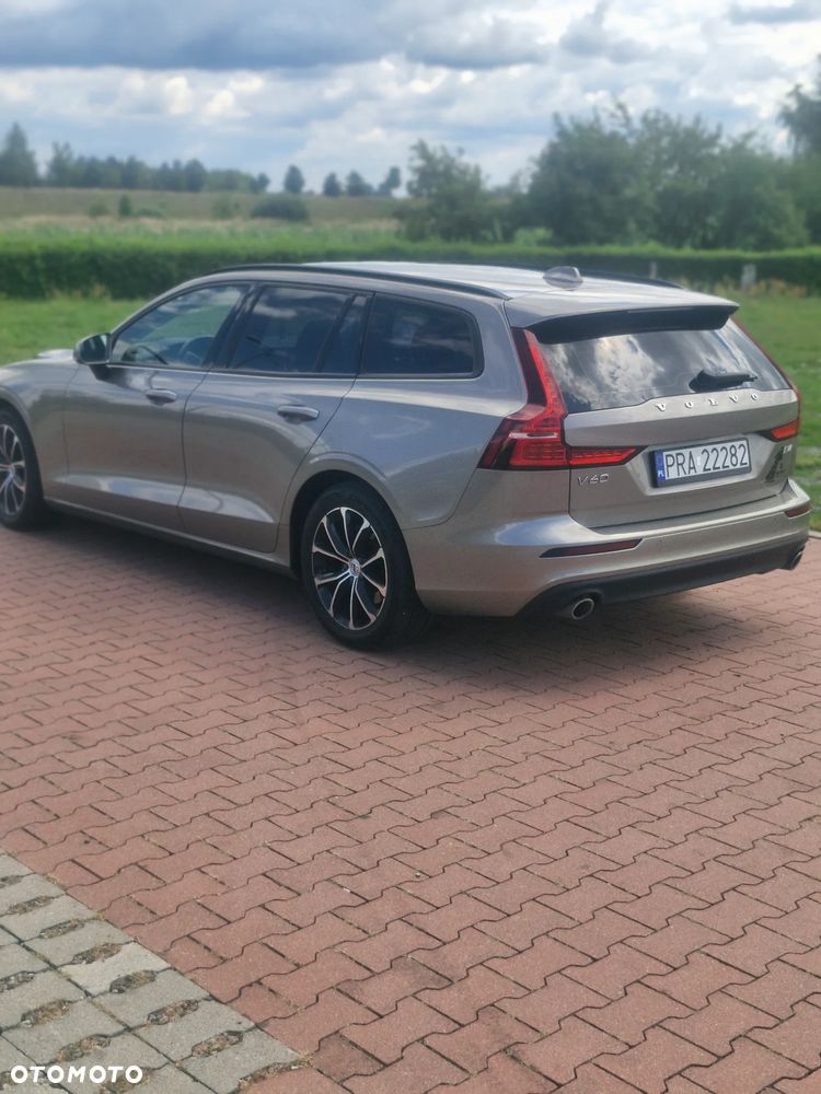 Volvo V60 D4 - 4