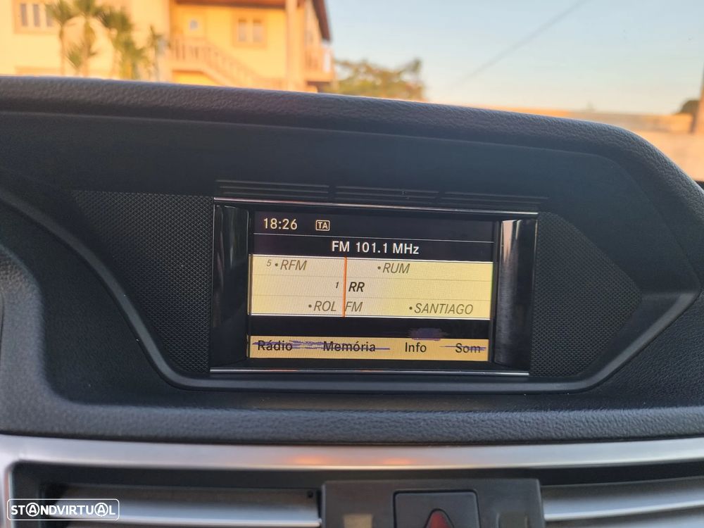 Mercedes-Benz E 250 CDI Avantgarde BlueEfficiency Auto. - 15