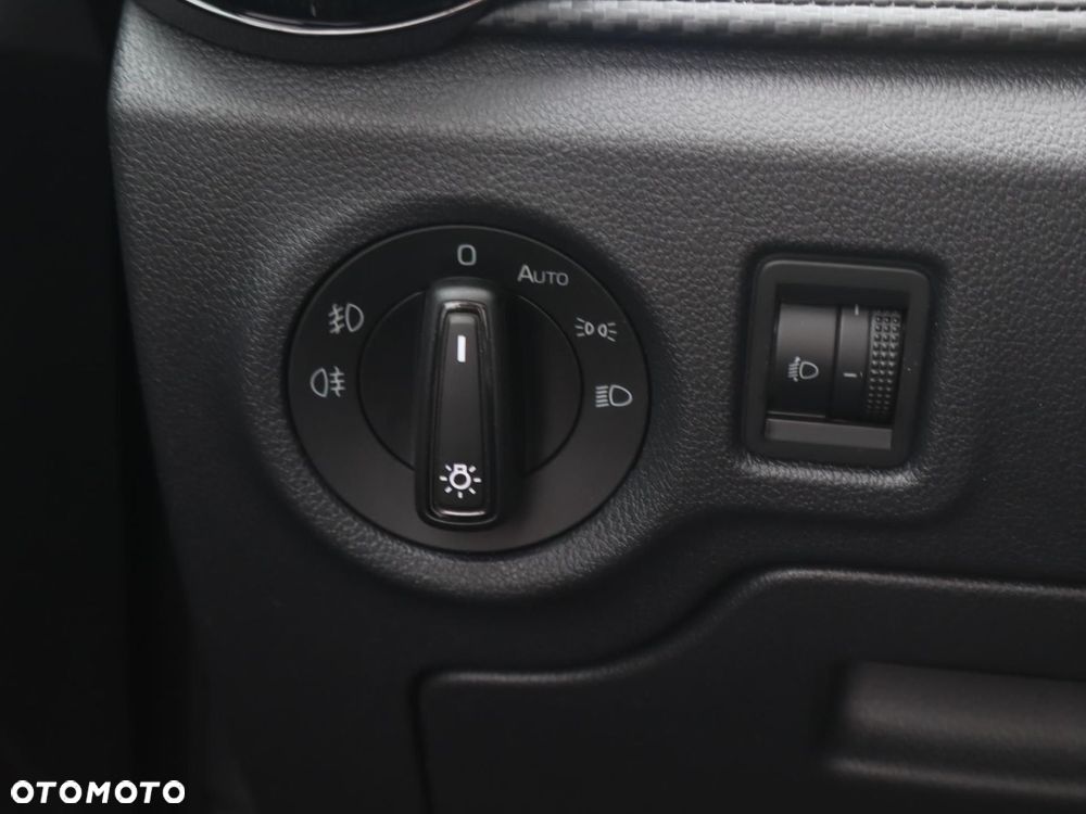 Skoda Fabia 1.5 TSI Monte Carlo DSG - 18