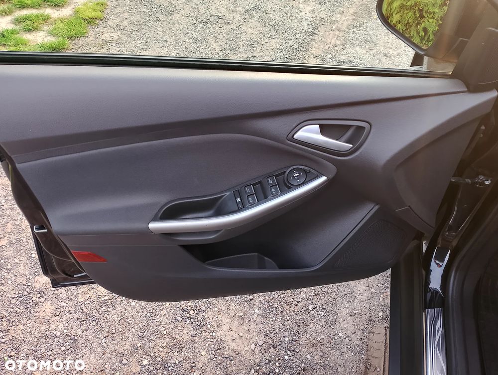 Ford Focus - 12