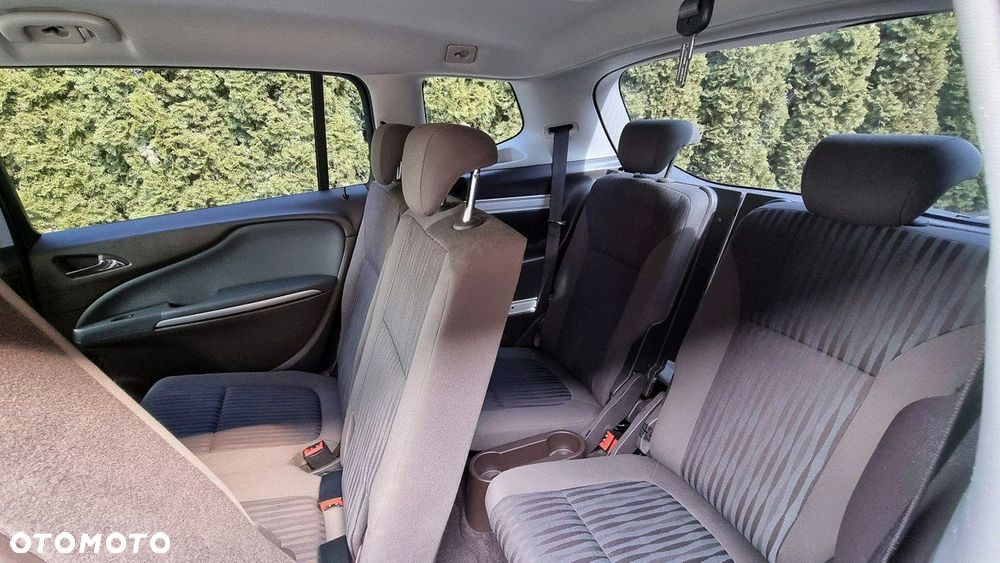 Opel Zafira - 20
