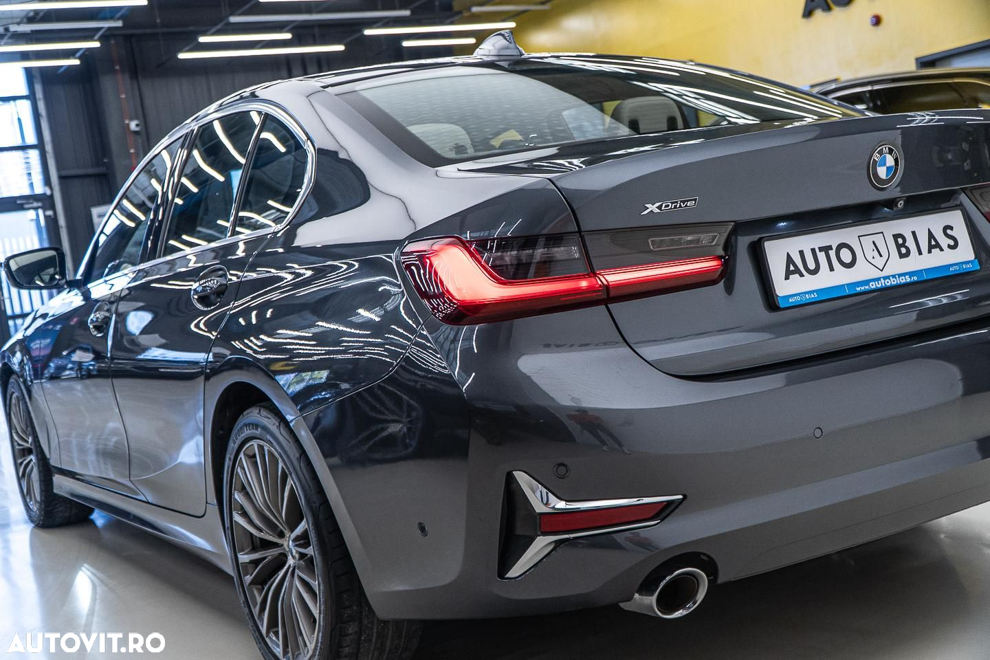 BMW Seria 3 320d xDrive AT Luxury Line - 34