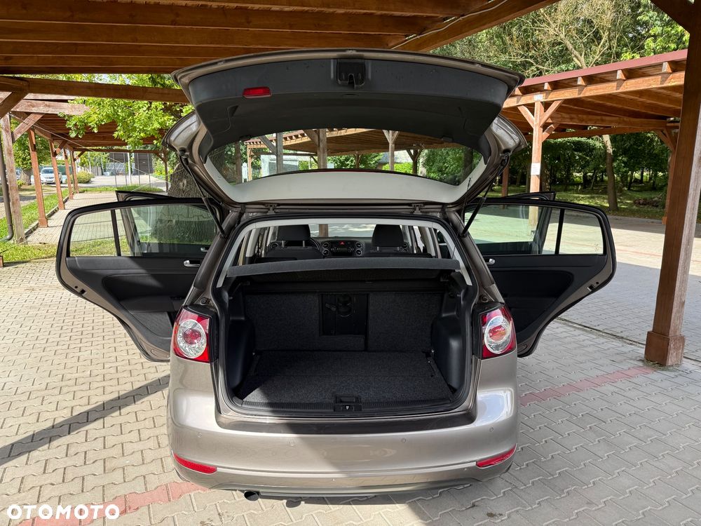 Volkswagen Golf Plus 1.6 TDI DPF Highline - 25