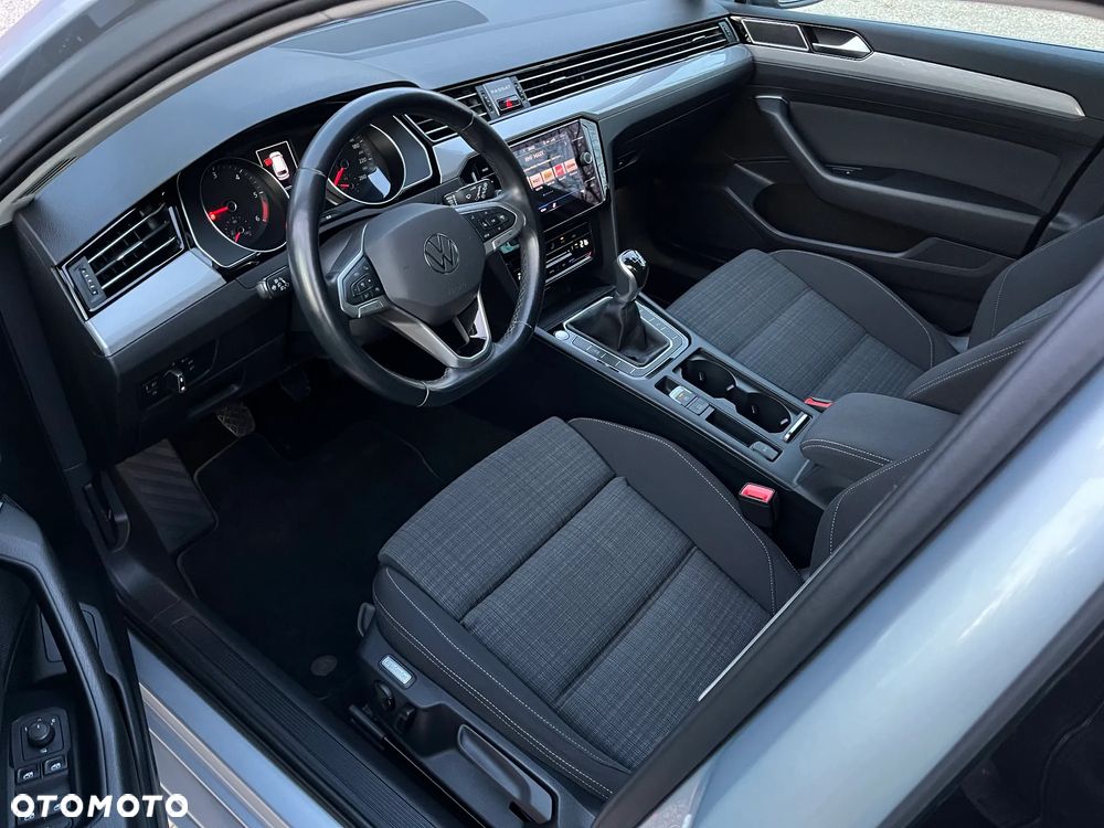 Volkswagen Passat Variant 2.0 TDI EVO Business - 6