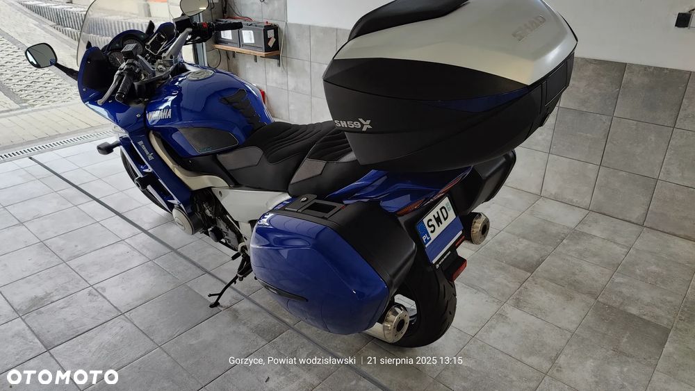 Yamaha FJR - 3