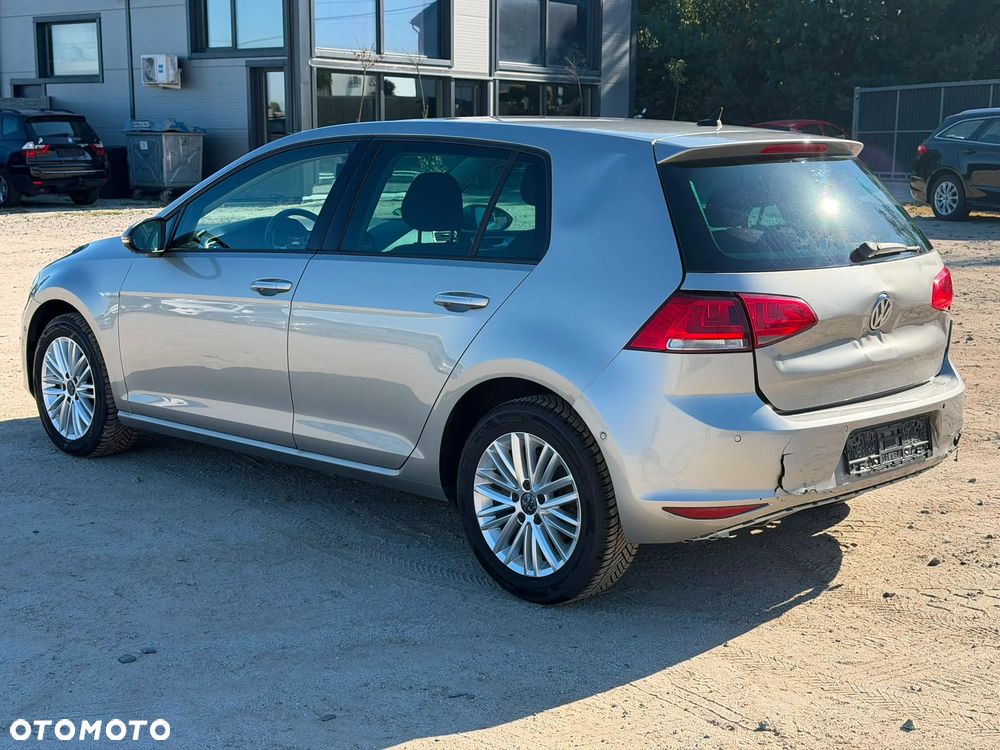 Volkswagen Golf 1.2 TSI BMT Trendline - 2