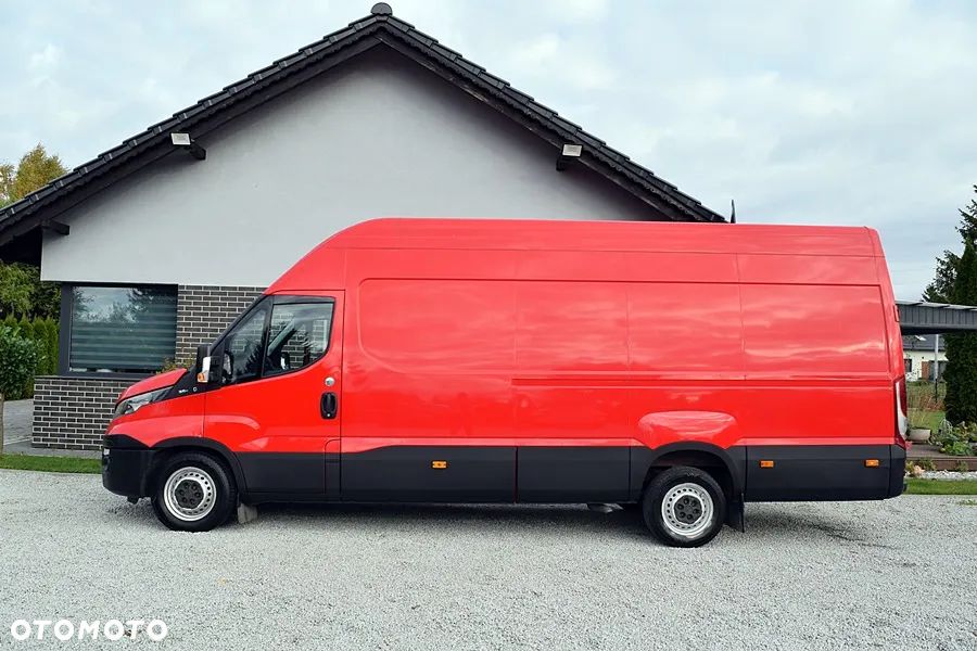 Iveco DAILY - 12