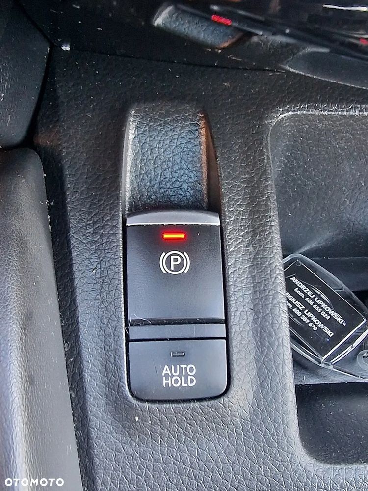 Nissan Qashqai 1.5 dCi Tekna EU6 - 18