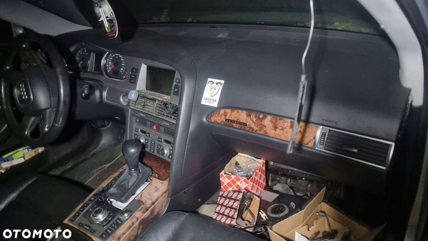 DESKA KONSOLA KOKPIT PASY AIRBAG AUDI A6 C6 04-08 EU - 1