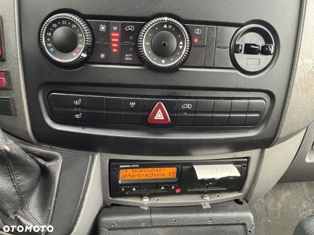 Mercedes-Benz Sprinter 906 - 13